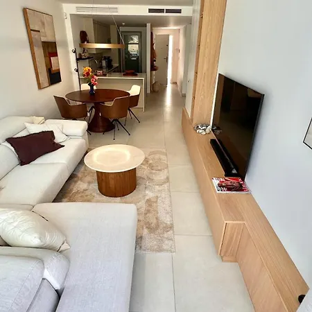 Apartment New 2 Bedroom Near The Beach! Marbella