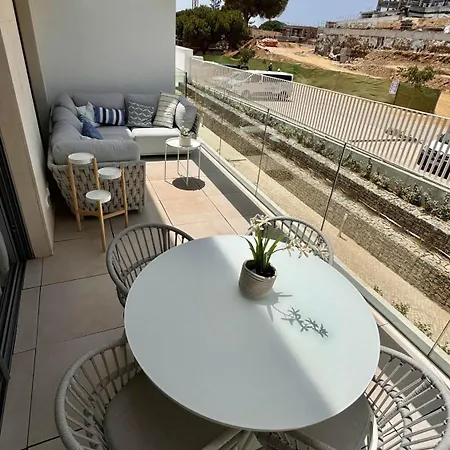 Apartment New 2 Bedroom Near The Beach!